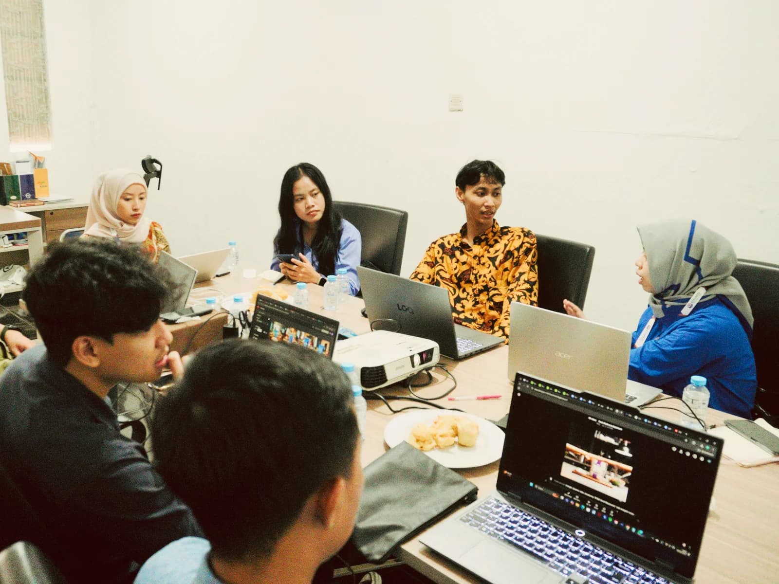 Dokumentasi sesi pelatihan korporat Neksus bersama PT Delta Food