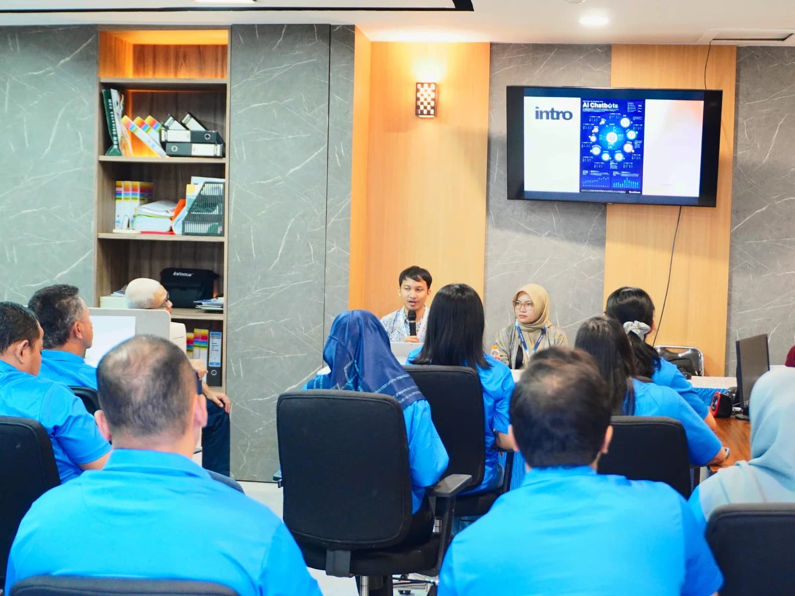 Dokumentasi sesi pelatihan korporat Neksus bersama PT Grinatha Semarang