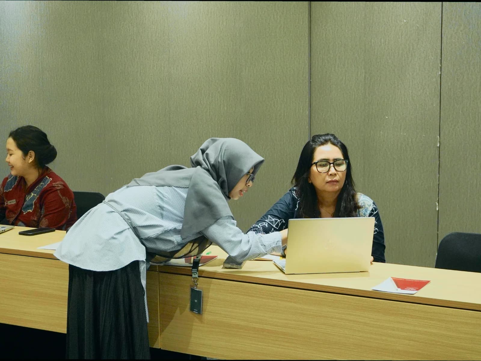 Dokumentasi sesi pelatihan korporat Neksus bersama PT Surya Pakumas Berdaya